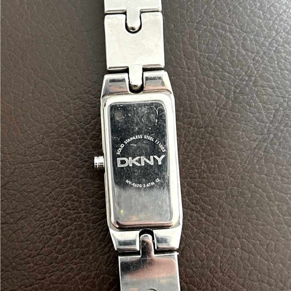 DKNY watch. Donna Karan New York. - Picture 4 of 5
